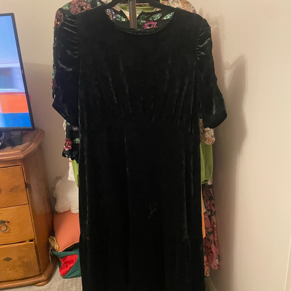 Who What Wear Black Velvet Floral Dress